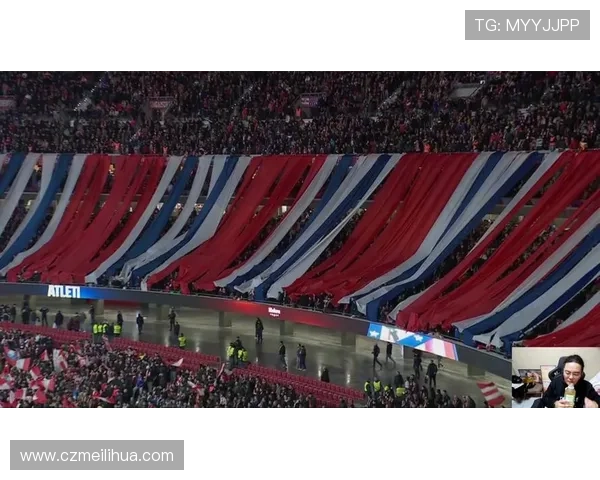 巴萨球迷赛后遭毕包球迷围堵 防暴警察介入